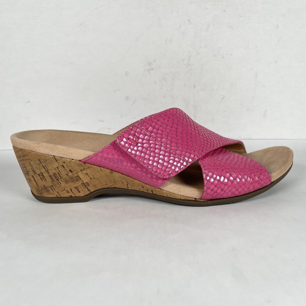 Vionic Leticia Wedge Sandals Womens Size 9.5 Pink Snake Print Comfort Shoes